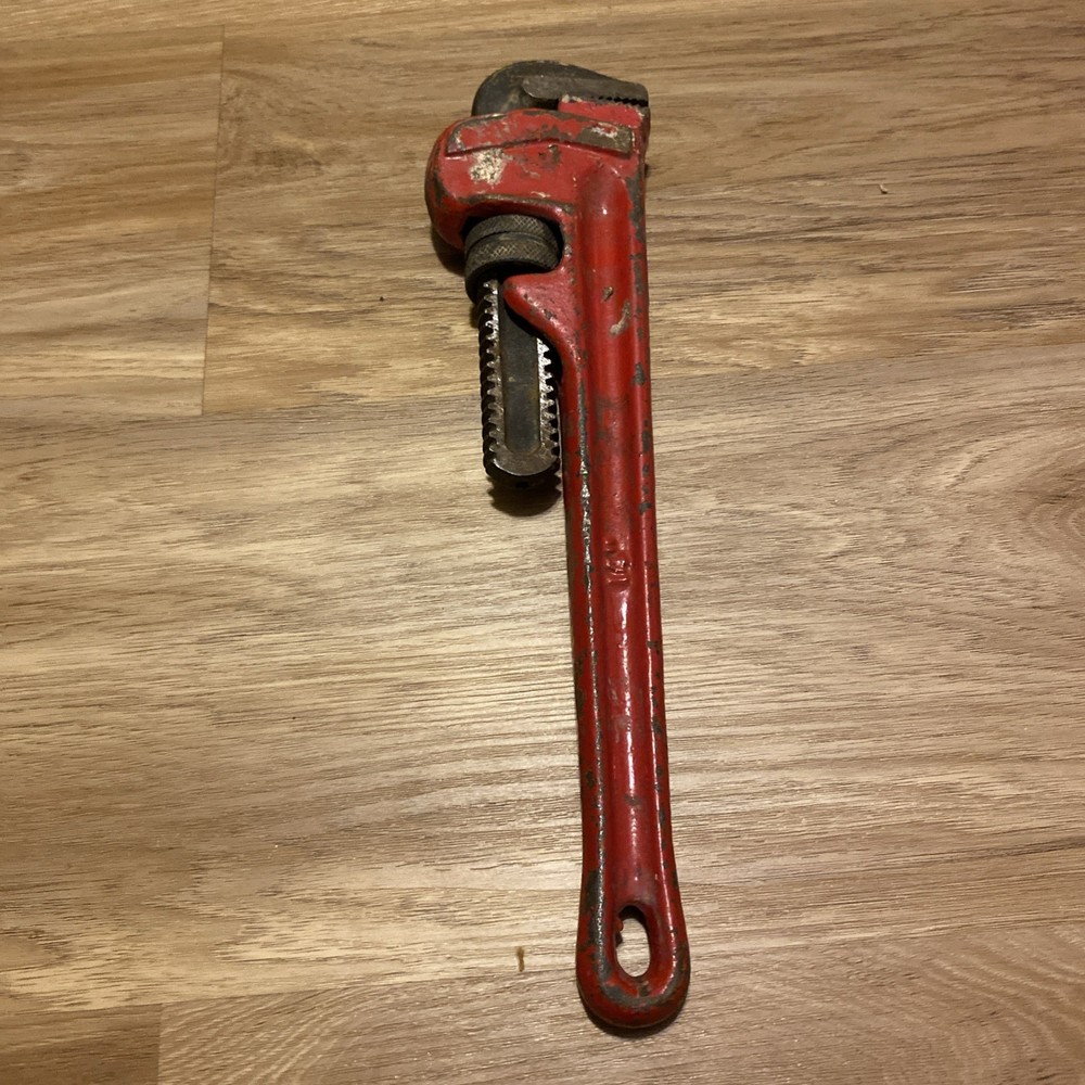 14” Pipe Wrench Heavy Duty Adjustable Plumbing Tool Red