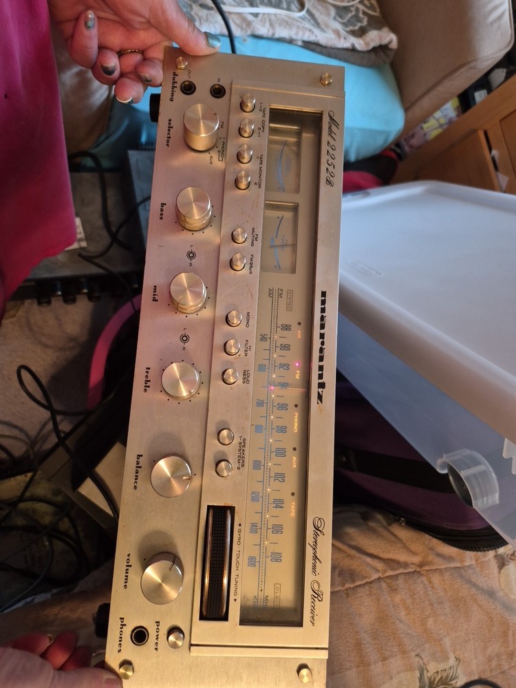 Marantz Model 2252B Vintage Stereo Receiver Read Description