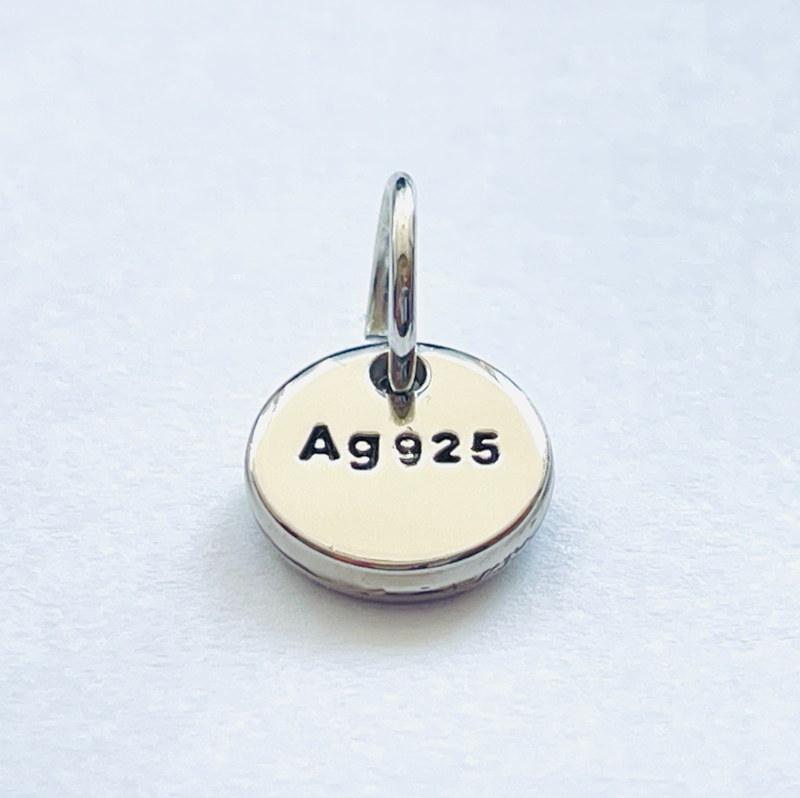 Gucci Pendant 0.5 inch zipper pull