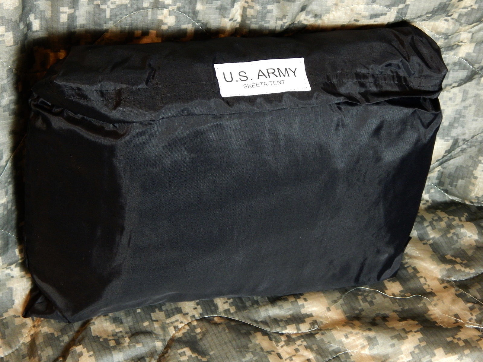 U S Army Skeeta-Tent (Black Bag)