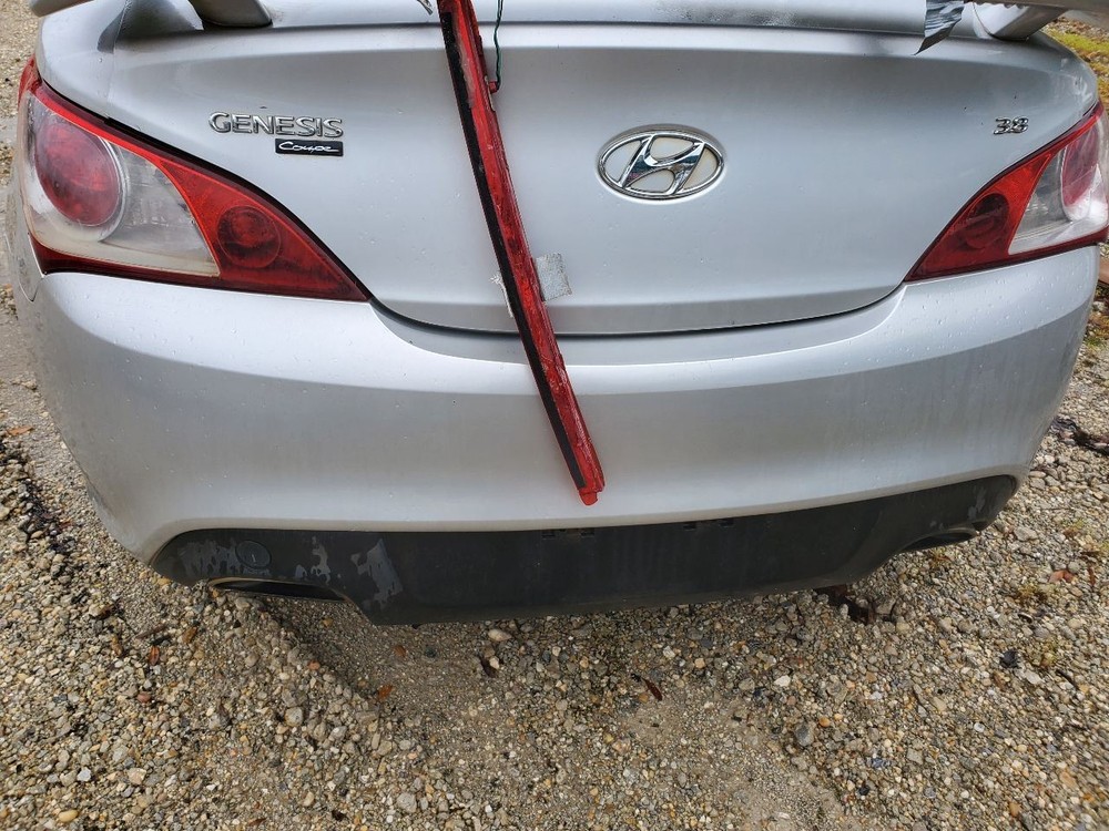 2011 Hyundai Genesis OEM 3.8L Automatic Engine Harness One Broken Wire
