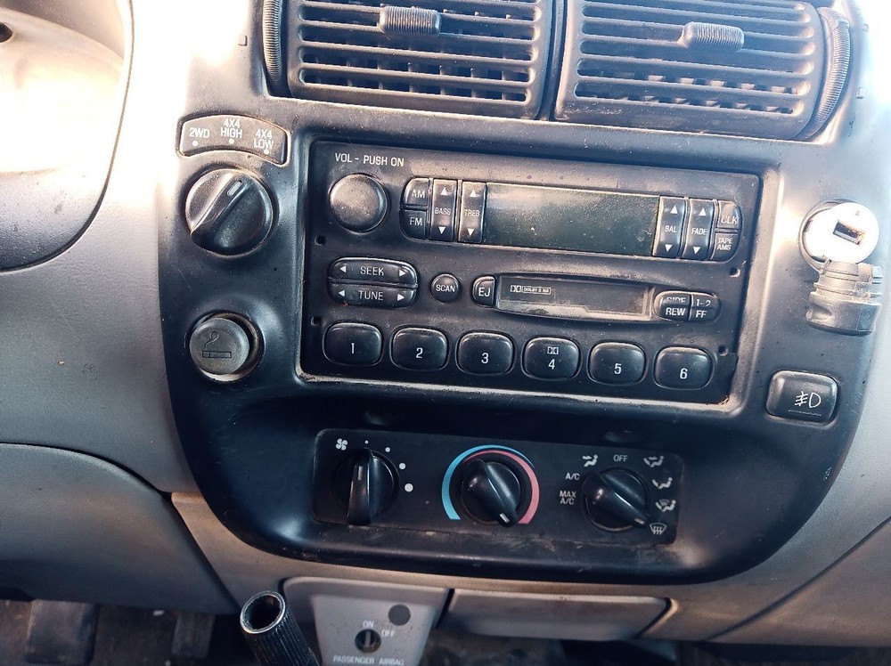 1999 Ranger Tailgate Handle Assembly 12605127