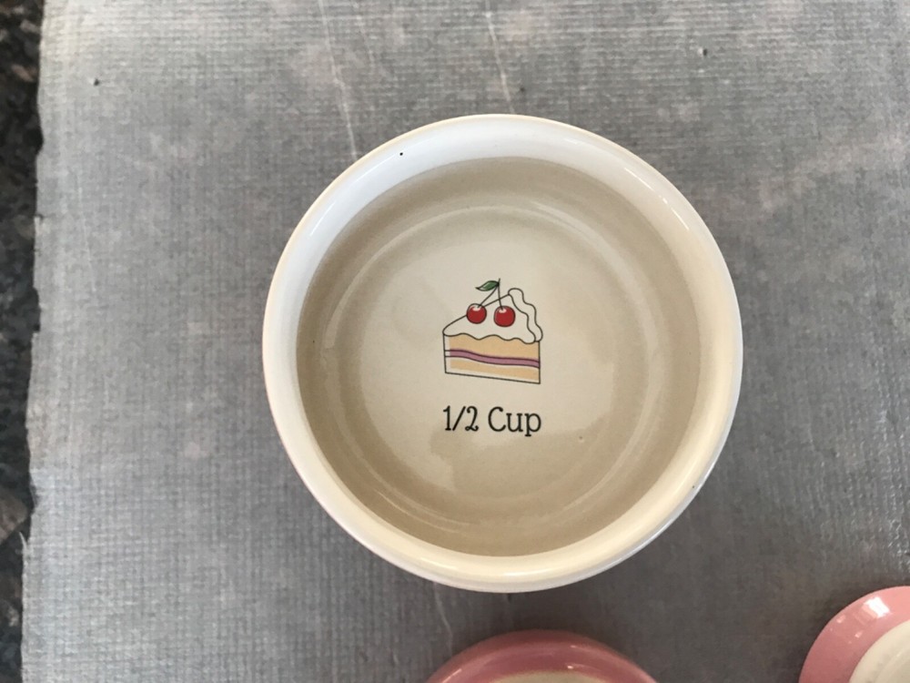The Masterclass Bake Shop Measuring Cup Set Stacking -Pink-Donut,Cupcake,Candy