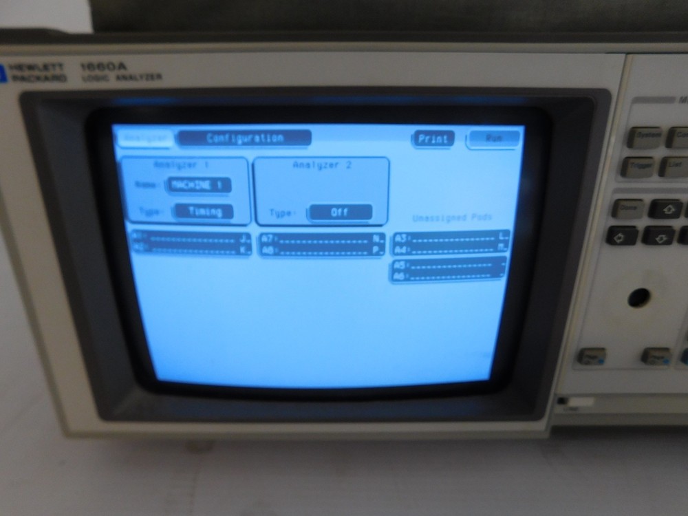 HEWLETT PACKARD HP 1660A LOGIC ANALYZER W/ CABLES (MPR141)