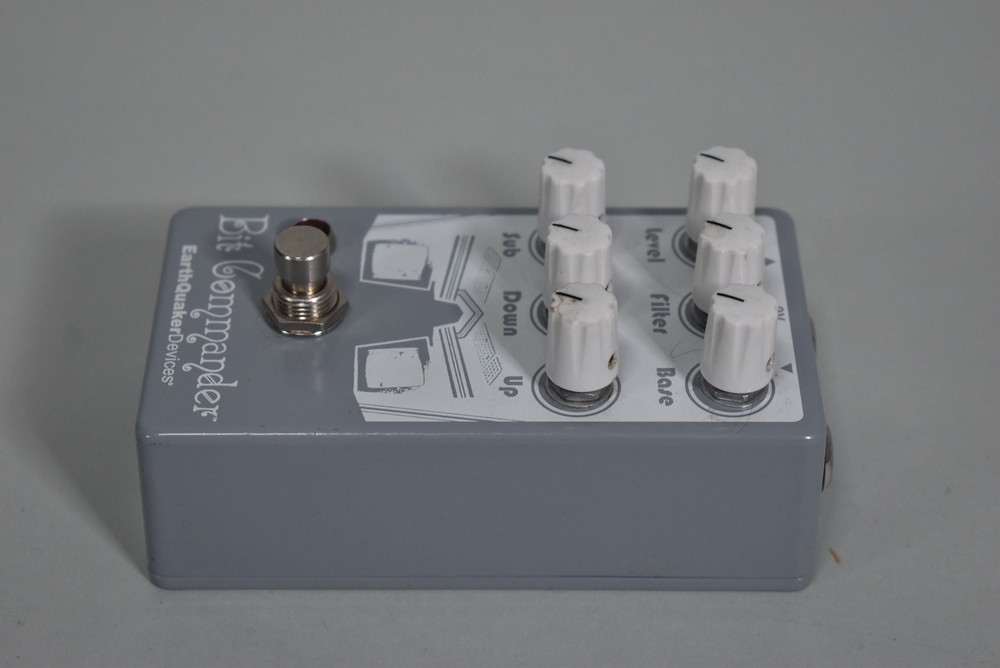 Earthquaker Devices Bit Commander Effects Pedal