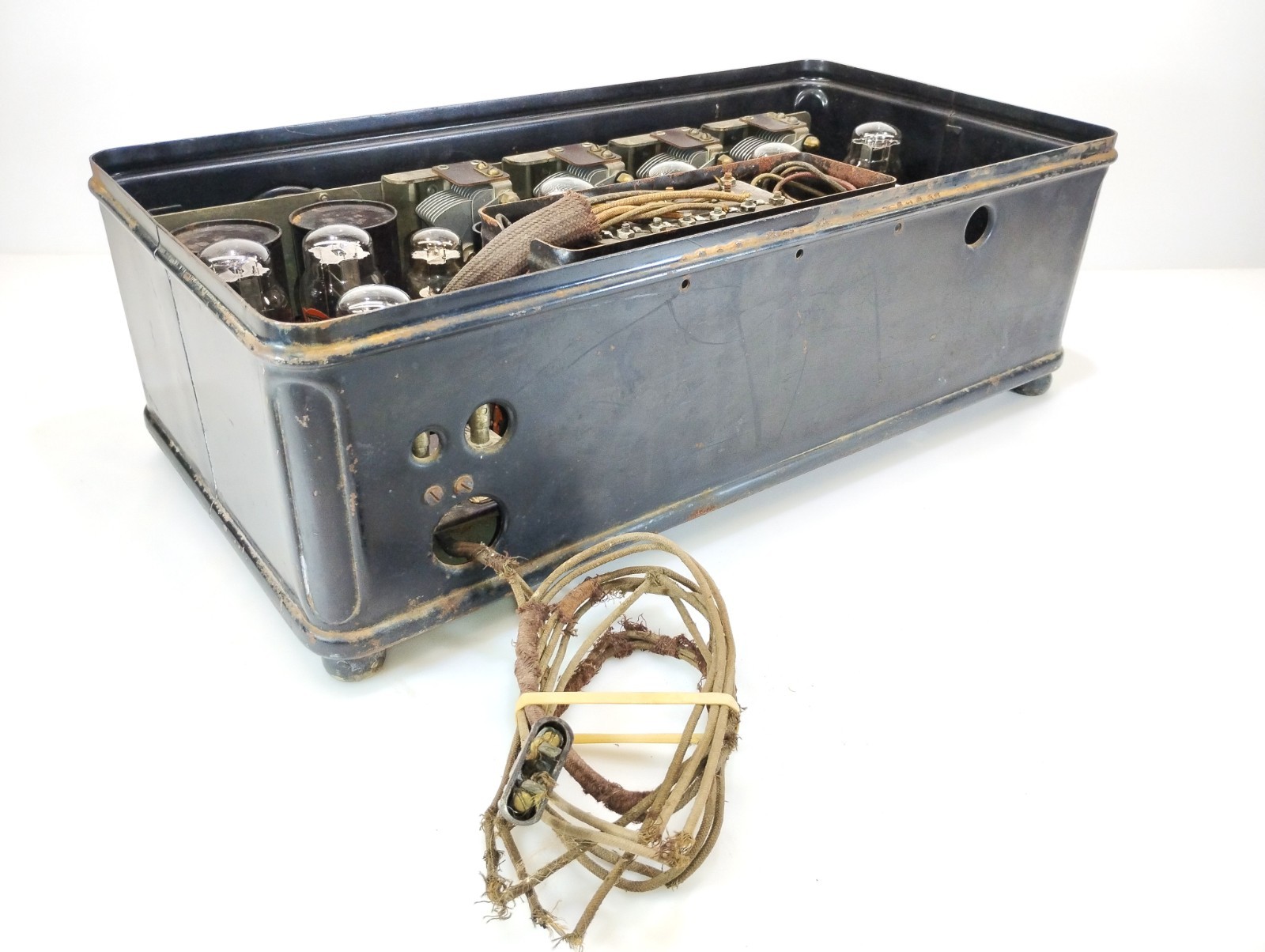 Antique Atwater Kent Model 47 Tube Radio Metal Case Untested Parts Repair