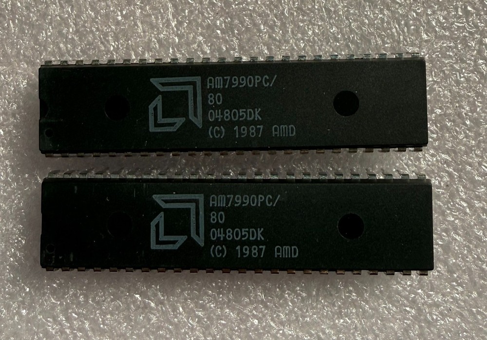 2ea AM7990PC/80 LAN Controller, 1 Channel(s), NMOS, PDIP48