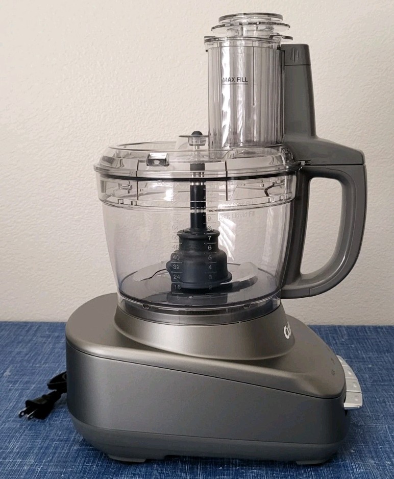 Cuisinart • Core Custom • 13 Cup • Food Processor • CFP-260GMPC • Exc Cond!