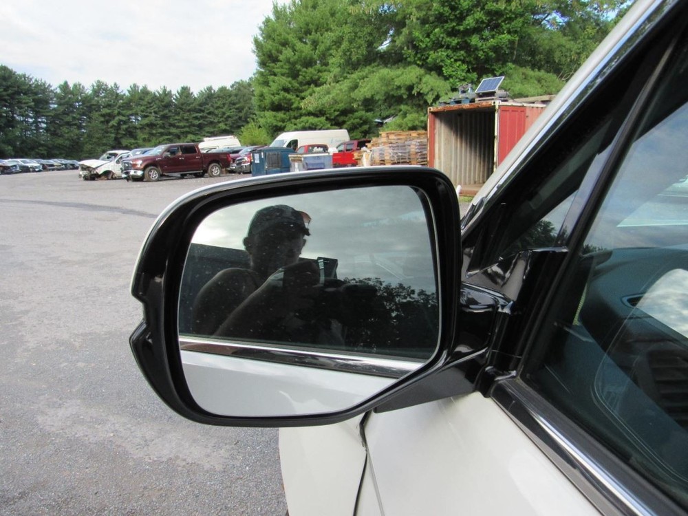 PILOT 2018 Glove Box 1064706