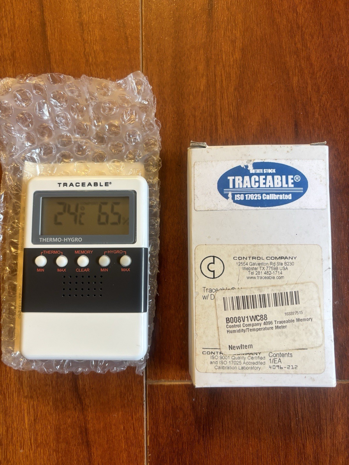 Control Company 4096 Traceable Memory Humidity/Temperature Meter