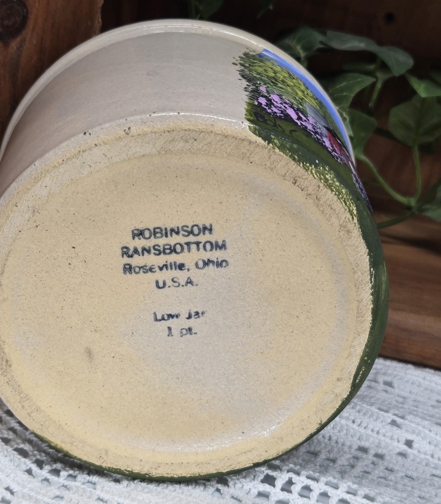small crock (25095) hand painted