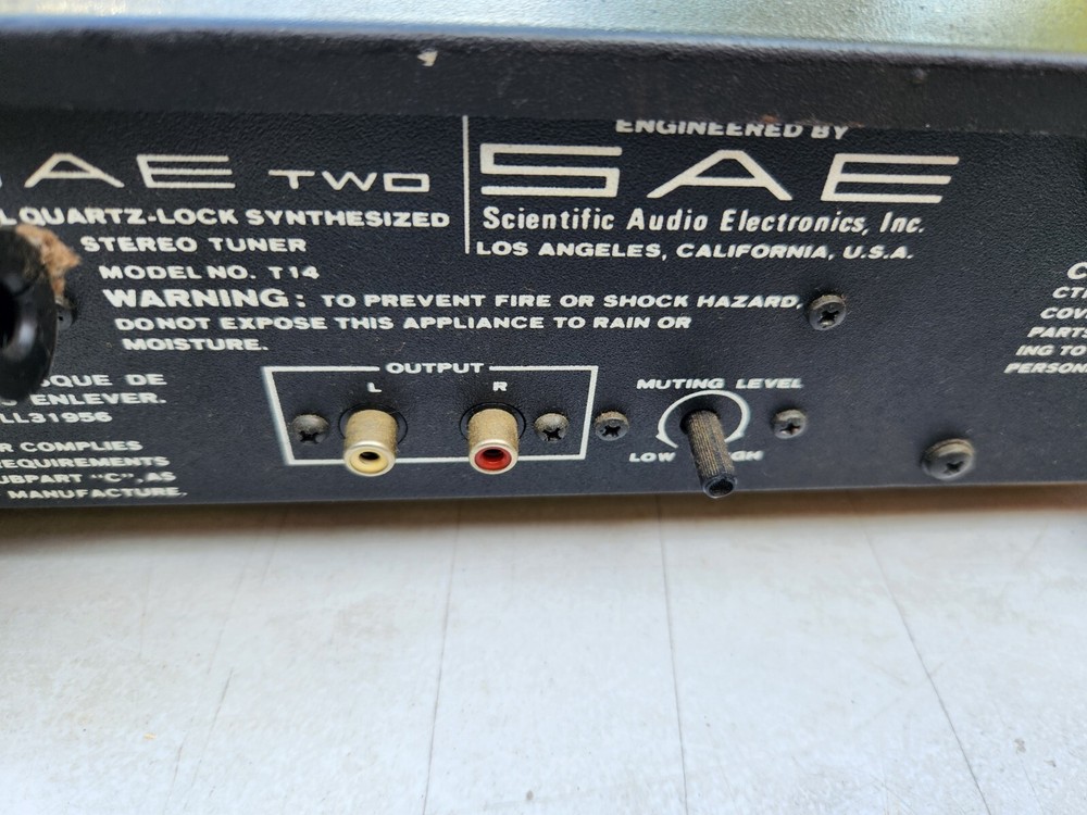 Vintage SAE Two T14 Digital Tuner Powers On