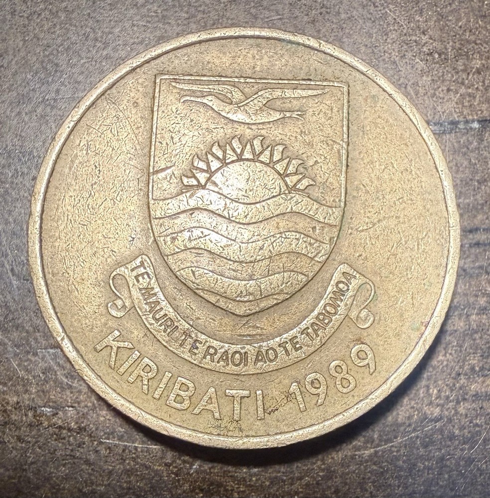 1989 Kiribati 2 Dollars Coin
