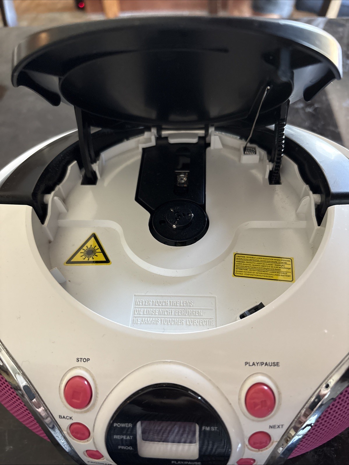 Hello Kitty CD Player Boombox AM/FM Radio KT2026MBY 2013 -Tested Works