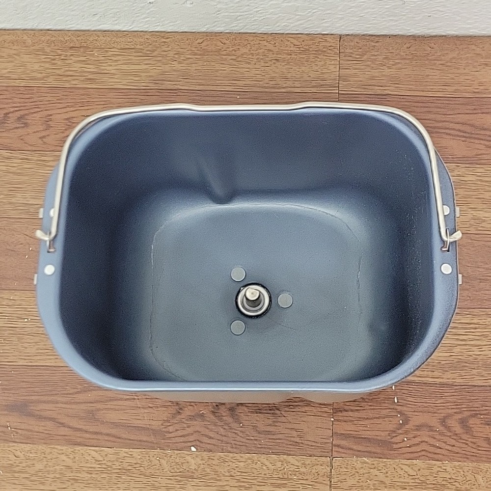 Oster Bread Maker Pan And Paddle For Bread Machine Model 5838