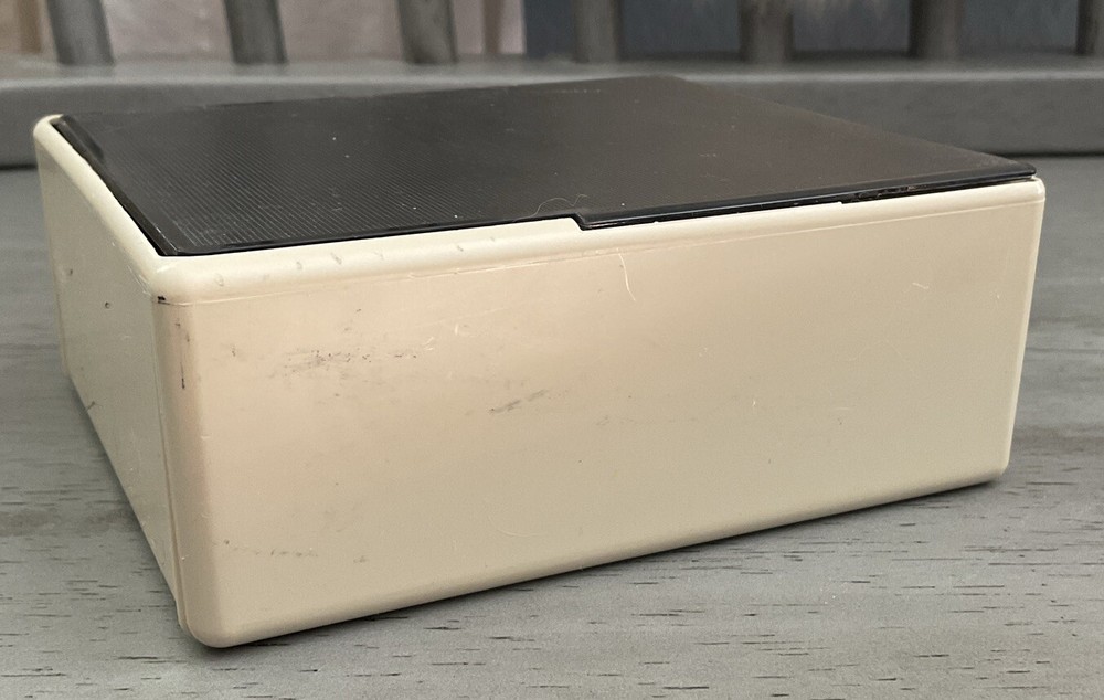 Vintage Fellowes Plastic Floppy Disk Diskette Fan File Box Beige Storage