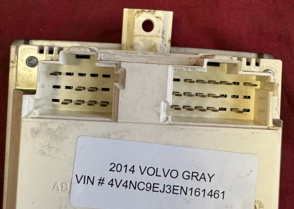 VOLVO CLIMATE SWITCH TEMPERATURE CONTROL module, HVAC, OEM, 21326144 CHIPPED