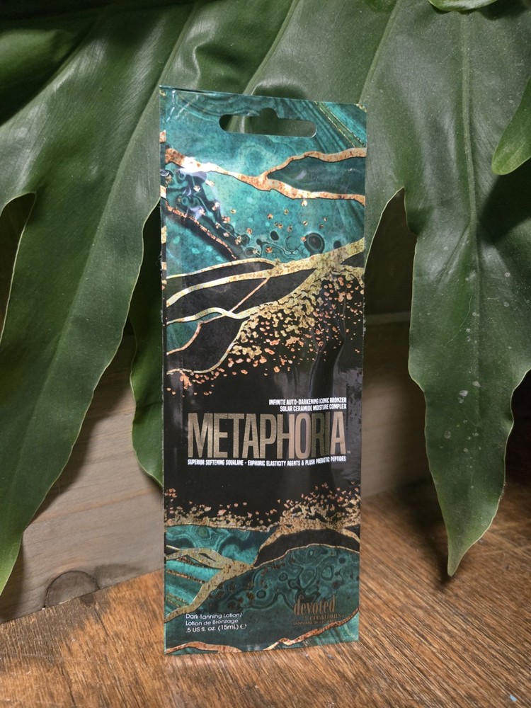 Devoted Creations Metaphoria Infinite Auto Darkening Iconic Bronzer Packet .5oz