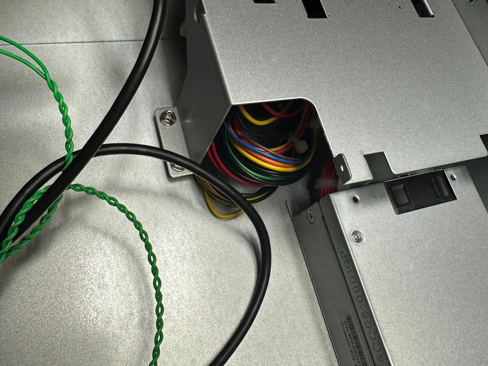 3xLogic D-2335-CO-3XL01 Empty Server Chasis with Power Supply