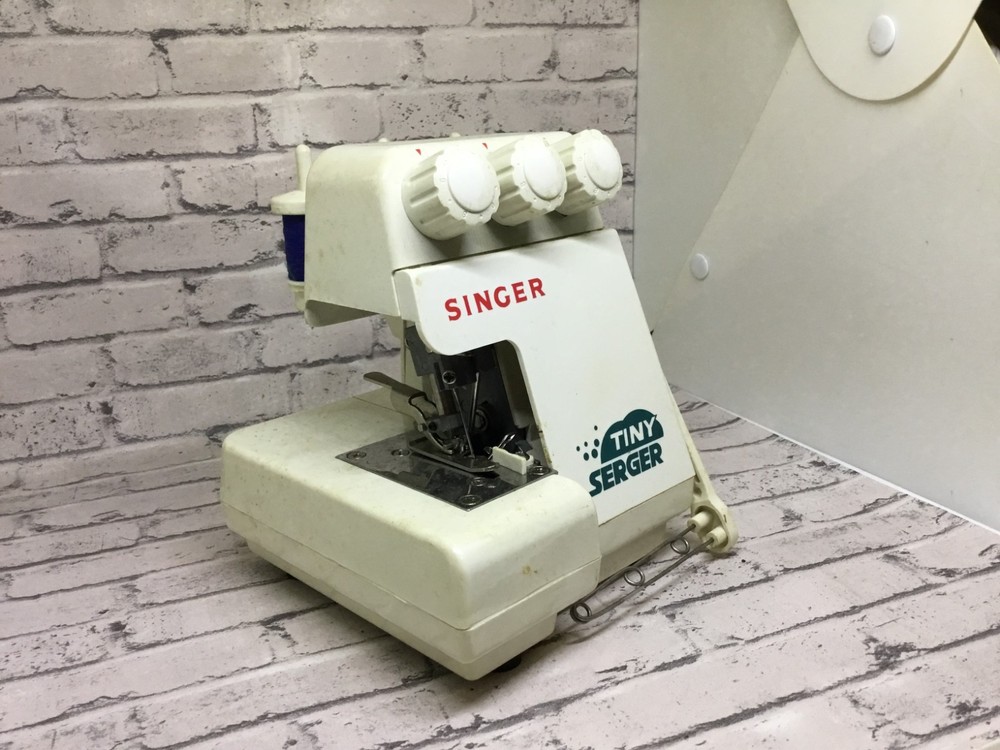 singer tiny serger ts380 plus parts only no cords untested