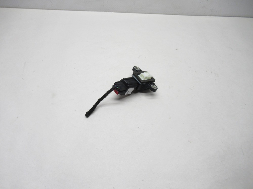 2016-2018 Mazda 3 Front Sensor GMC8-57KC0A OEM