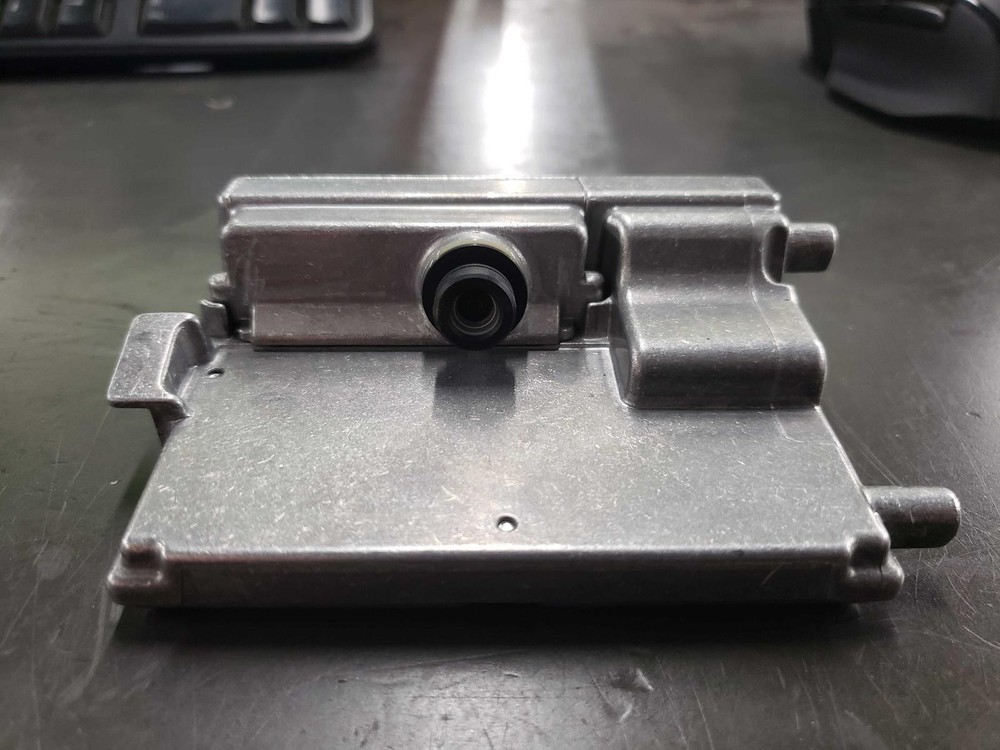 21 22 23 ATLAS Front Windshield Mounted Camera ID# 2Q0980653