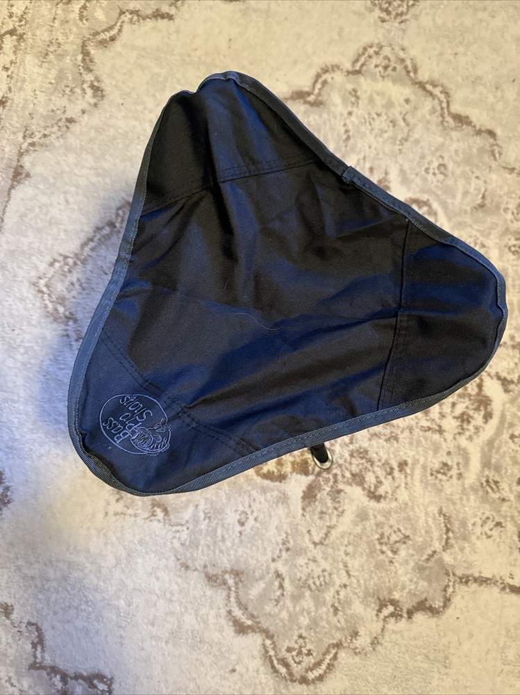Bass Pro Shop Tripod Stool
