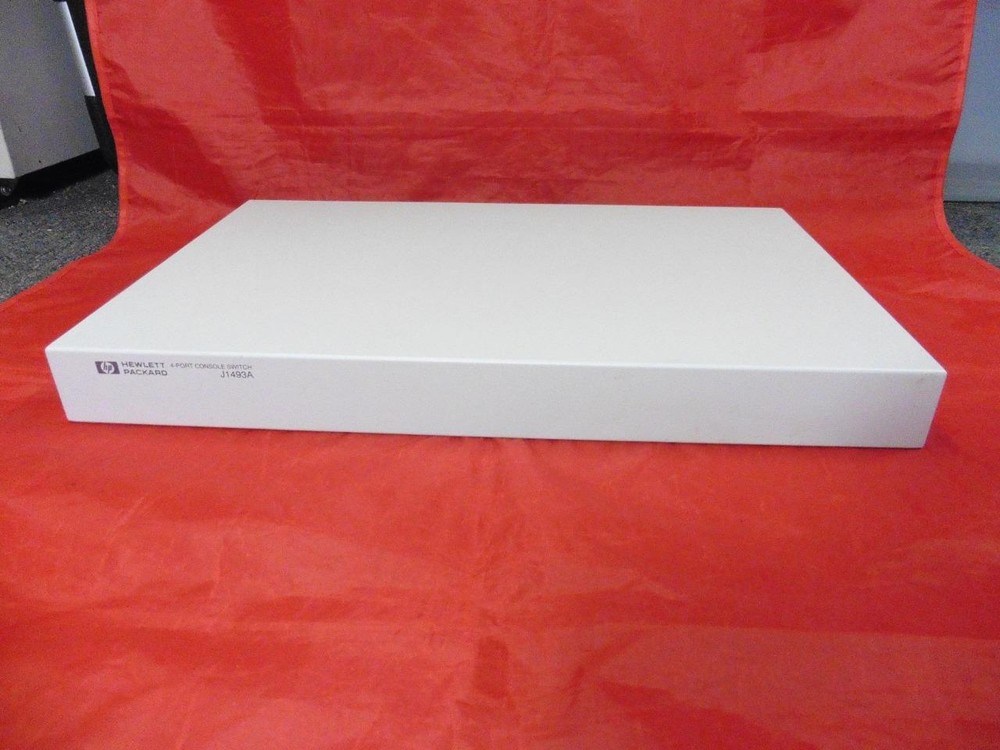 HP J1493A 4 Port Console Switch J1493B KVM