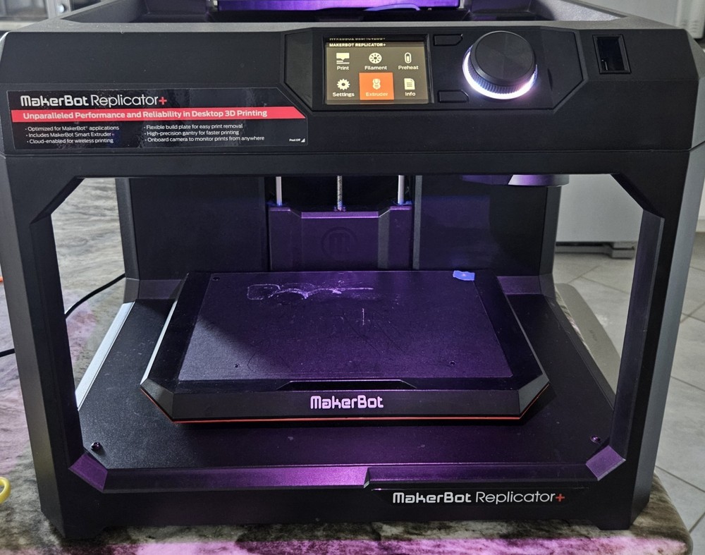 MakerBot Replicator+ 3D Printer PABH65 Good Condition With Working Extruder