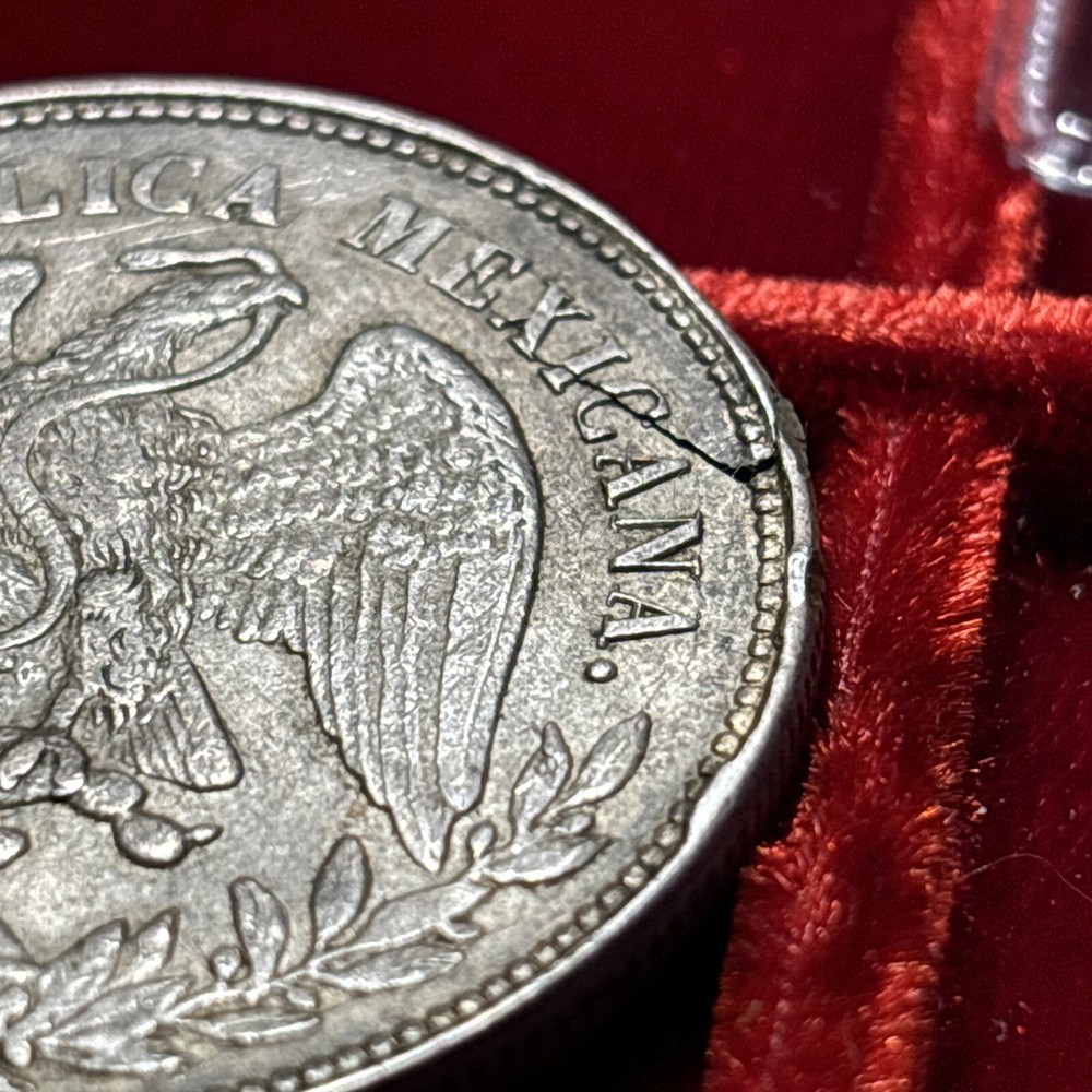 1901 Mo AM Mexico - Silver Peso Cap & Rays  Error Planchette Lamination