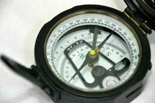 100% Working Brass Brunton Pocket Vintage Compass With Leather Case.