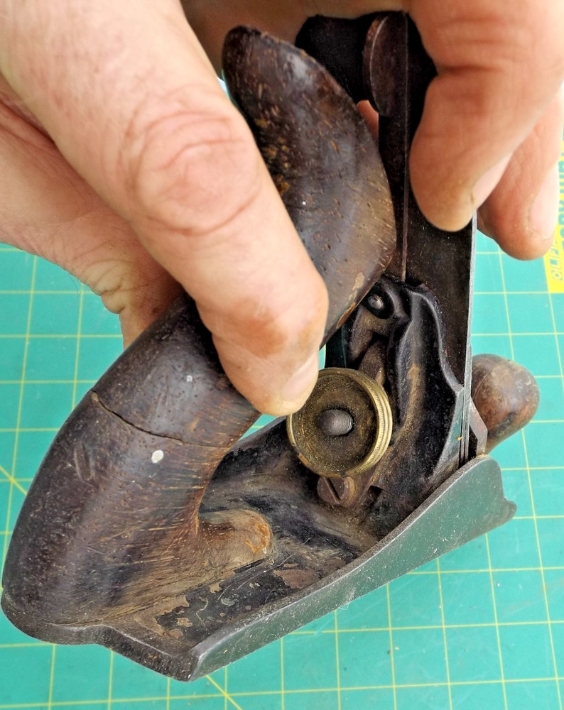 Vintage Stanley Wood Working Plane No. 4