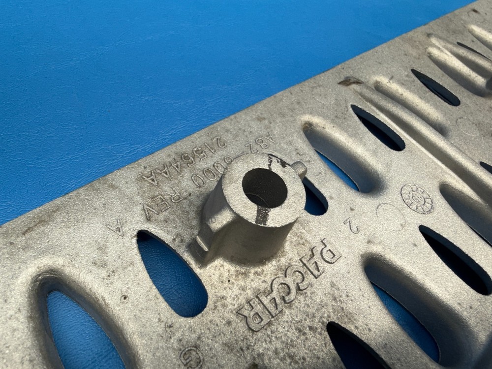 Genuine Paccar A82-6000 Cab Access Fairing Step Assembly