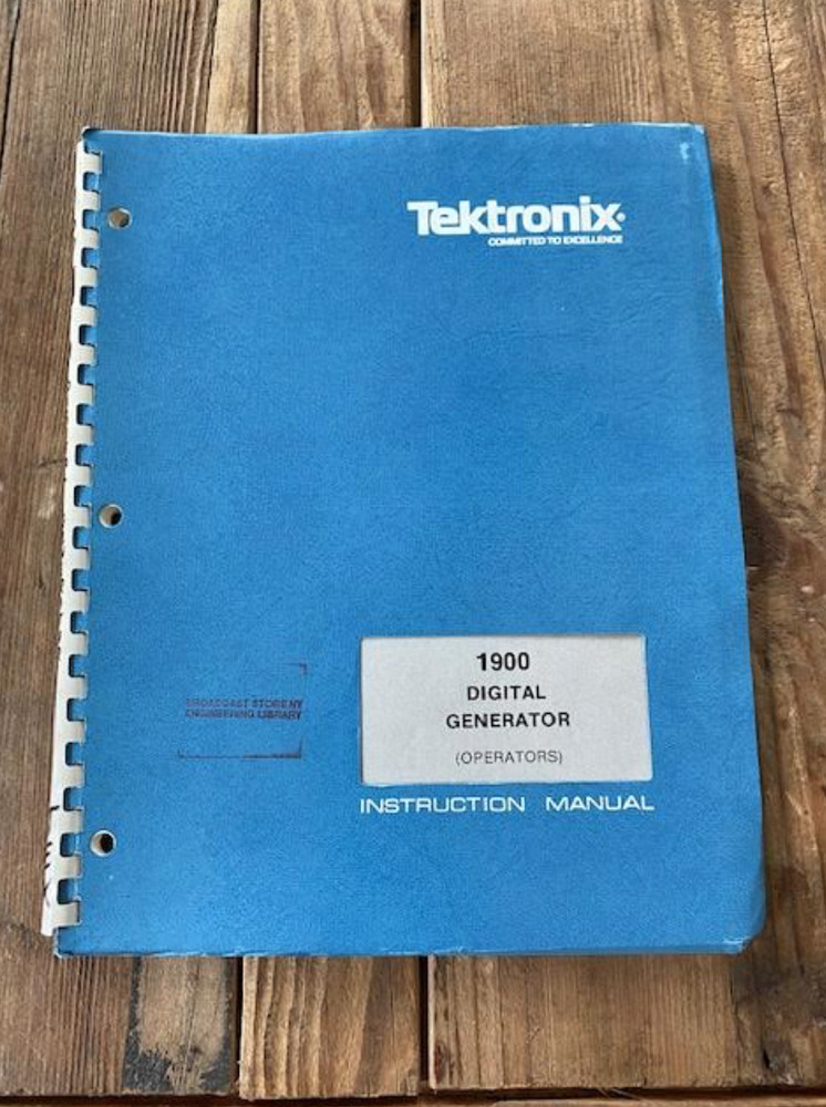 Tektronix 1900 Digital Generator - Operators Manual
