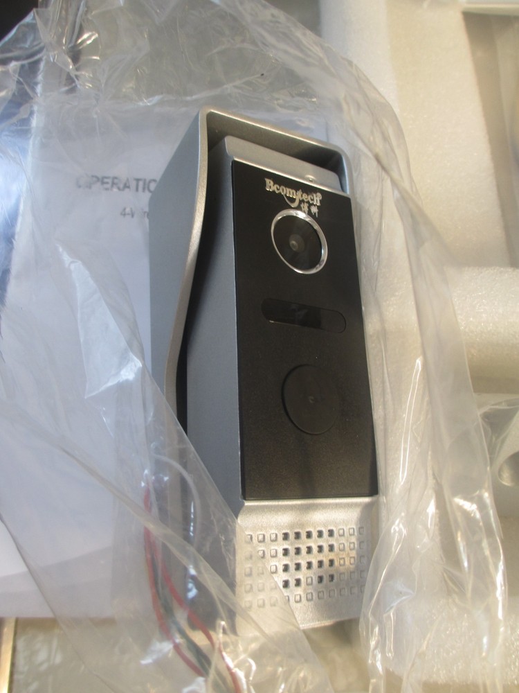 NEW Bcomtech 4-Wire Video Door Phone Kit Intercom System! Model #: DS-M708-P203T