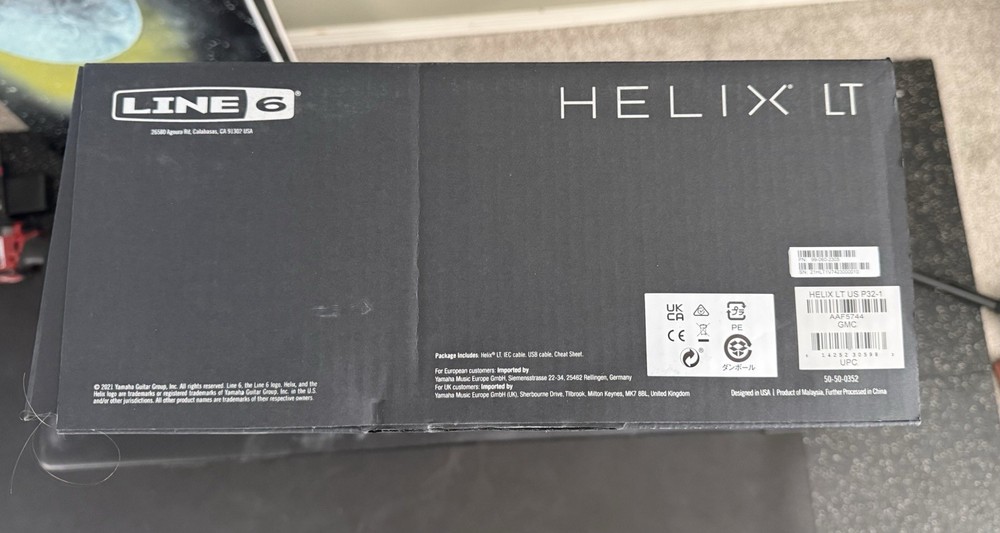 Line 6 Helix LT Guitar Multi-Effects Processor W/ Expression Pedal Excellent