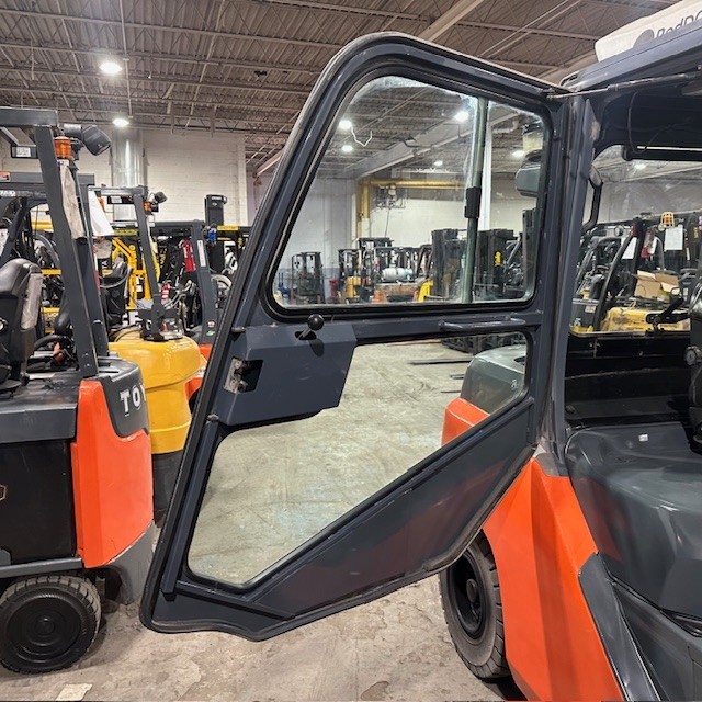 2020 Toyota 8FD40U 9000lb Diesel Used Forklift Triple Mast Sideshift 7860 Hours