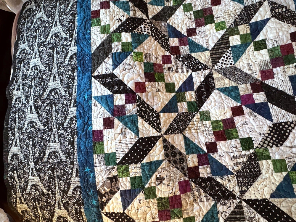HANDCRAFTED Multicolored Quilt 88” x 88” Eiffel Tower Border
