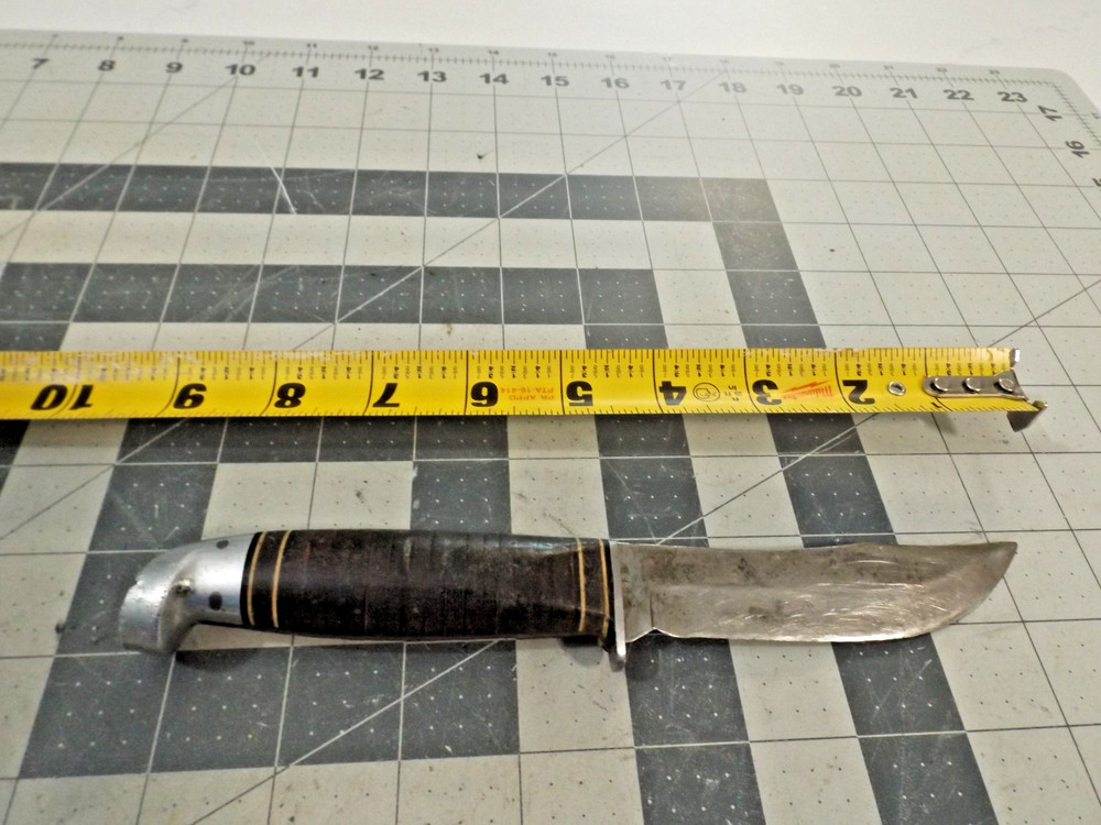 Vintage  Western Boulder Fixed Blade Knife