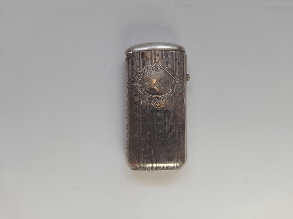 Silver vesta case / match box holder
