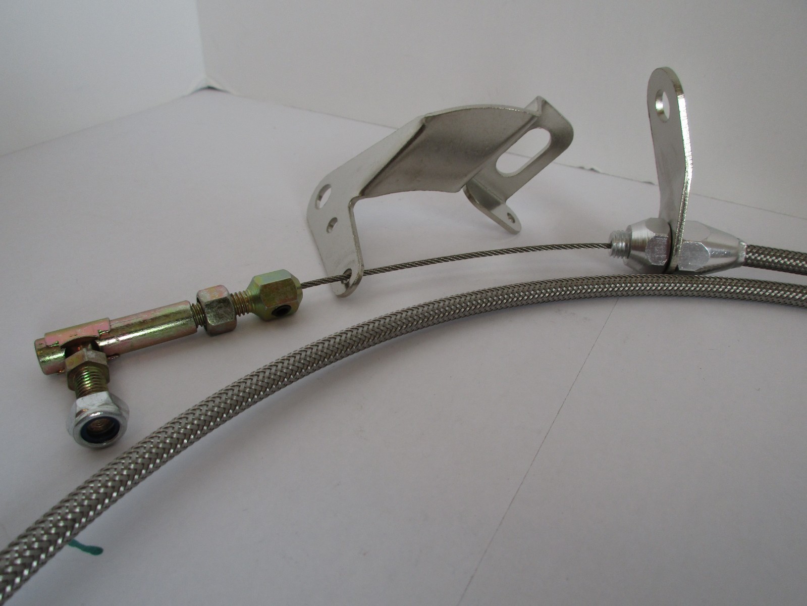 STAINLESS STEEL THROTTLE, 727 KICK DOWN CABLE AND BRACKET KIT #6054/6055/#6056