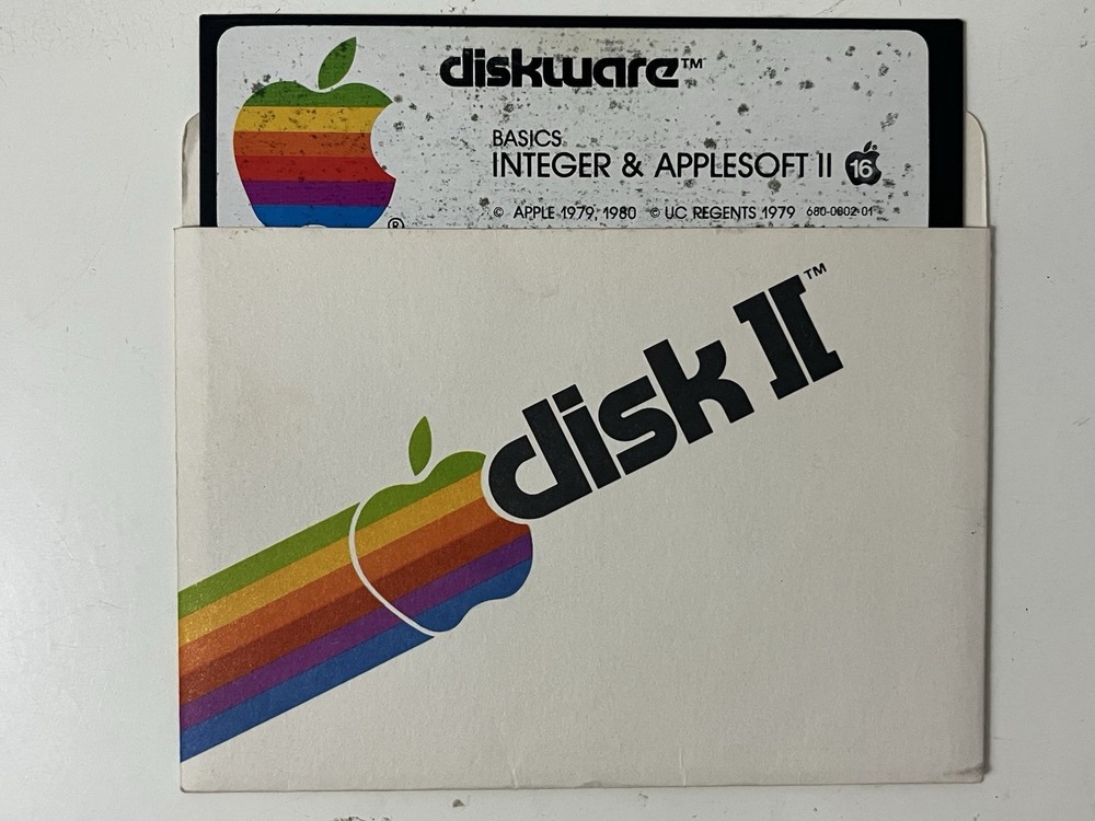 Vintage 1979-1980 Apple Diskware Basics Integer & AppleSoft II 680-0002-01