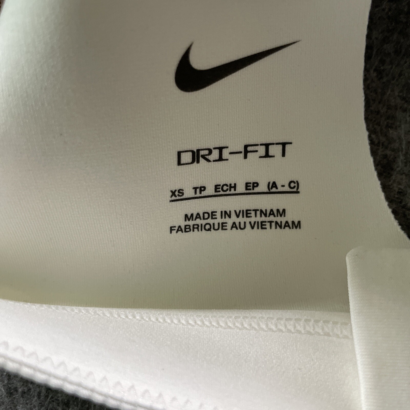 NEW! Nike XS (A-C) Women's Alpha High Support Sports/Yoga Bra-White DD0430-100