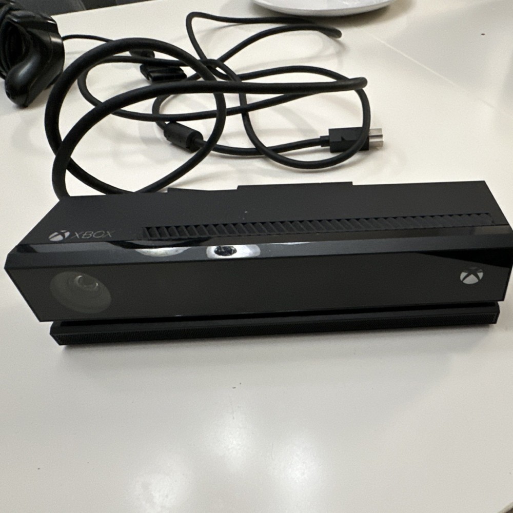 Microsoft Kinect Sensor Model 1520 for Xbox One Black Wired Console