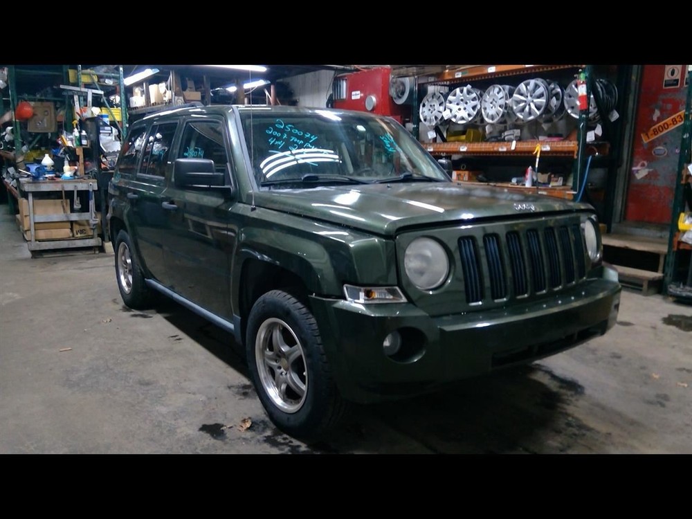 SRS Control Module Fits 07 PATRIOT 04672611AB