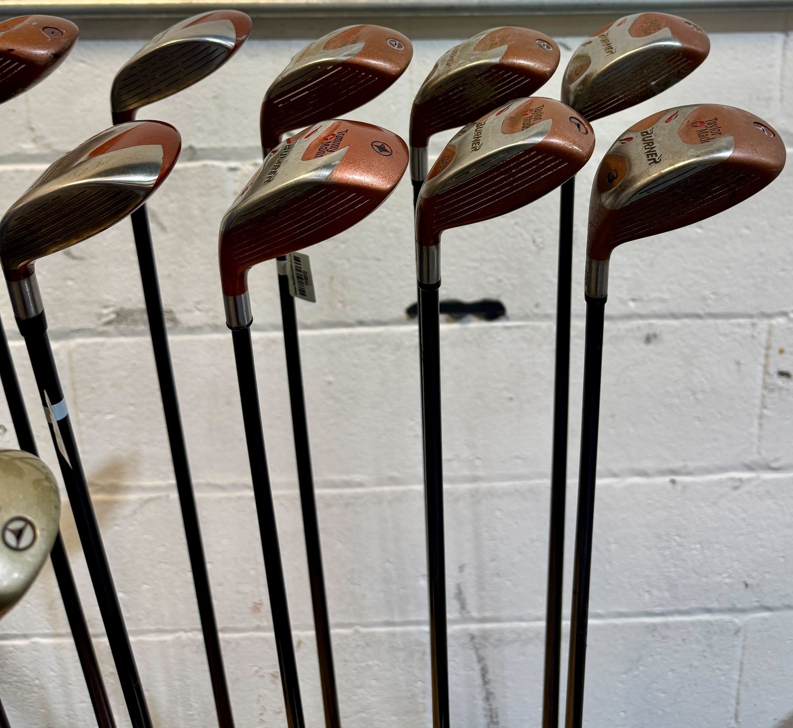 Wholesale Lot of 30 Golf Clubs - TaylorMade Fairway Woods