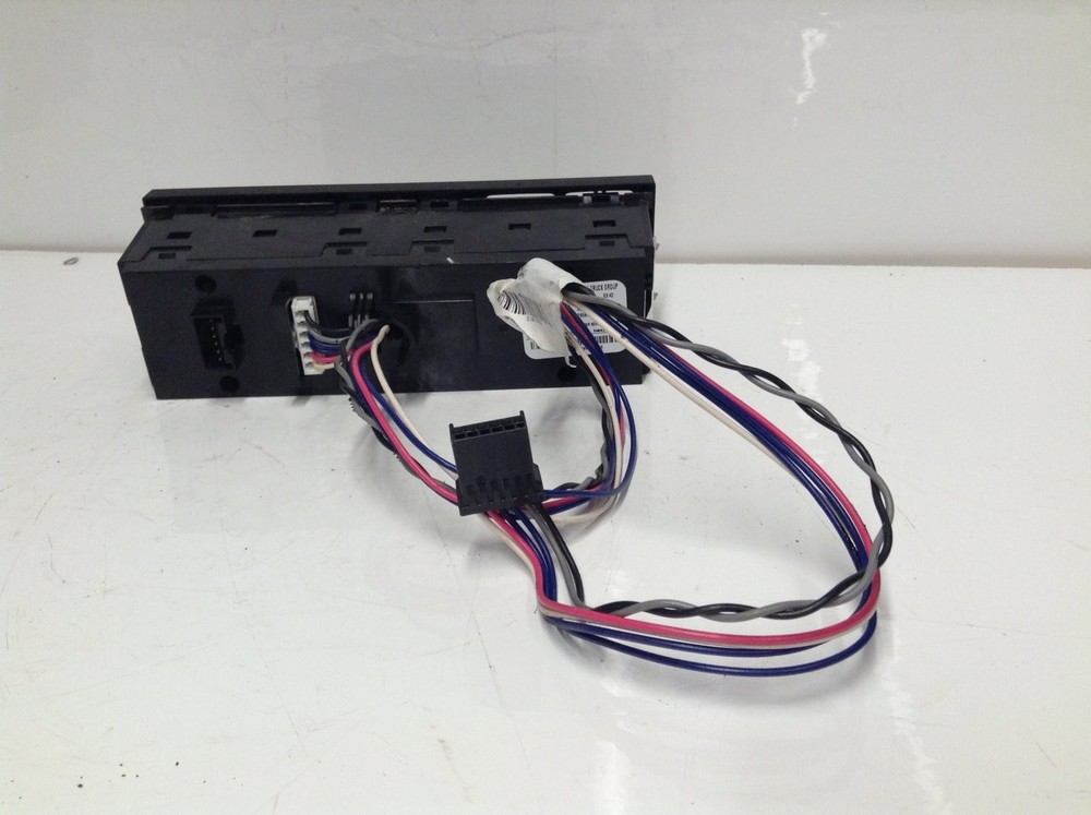 International LT SWITCH Dash Panel - Used | P/N 693864