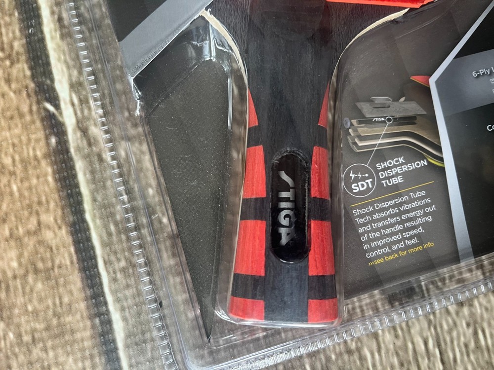 STIGA EVOLUTION PREMIUM PING PNG PADDLE NEW IN PACKAGE