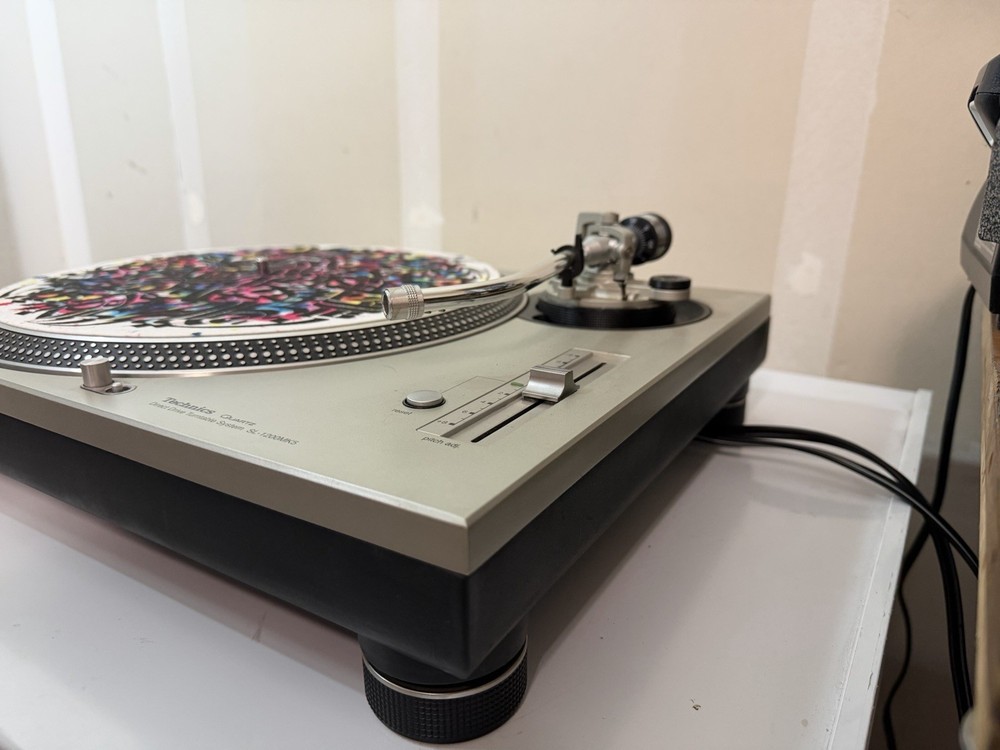 Technics sl-1200mk5 Turntable Silver