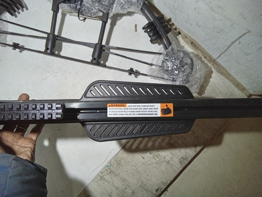 CenterPoint Dagger 405 Crossbow (L9E)